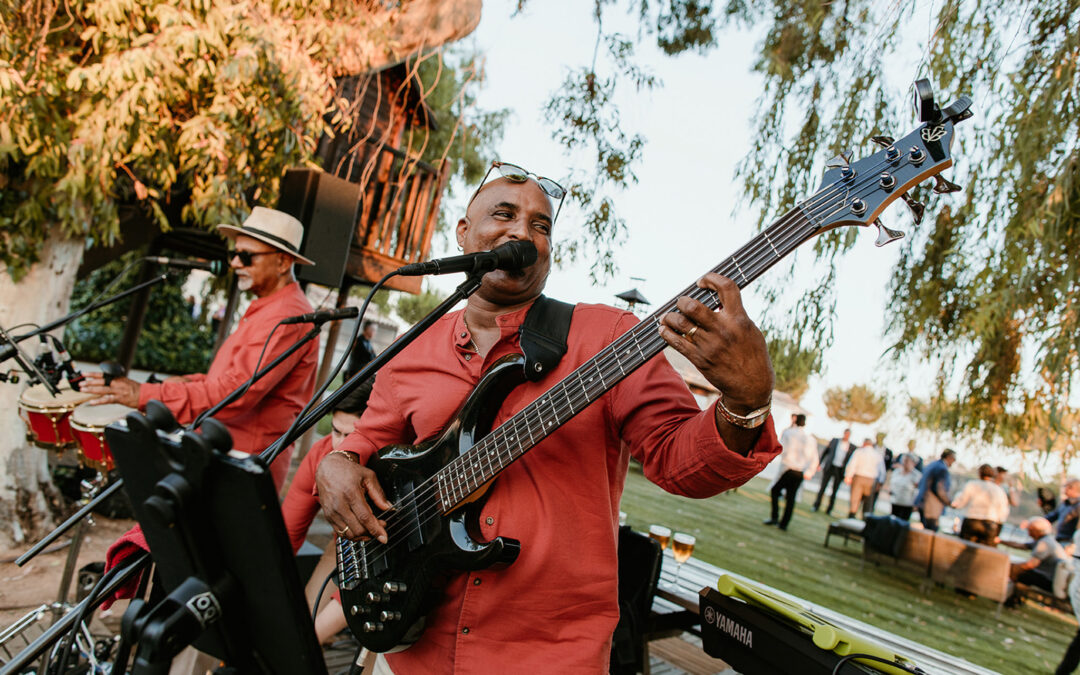 Los 15 mejores artistas de música latina para tu boda