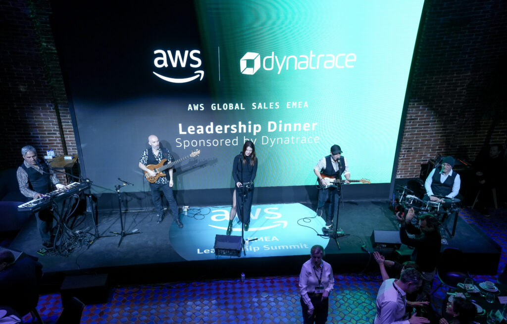 Soul Velvet en Amazon Web Service Initiate
